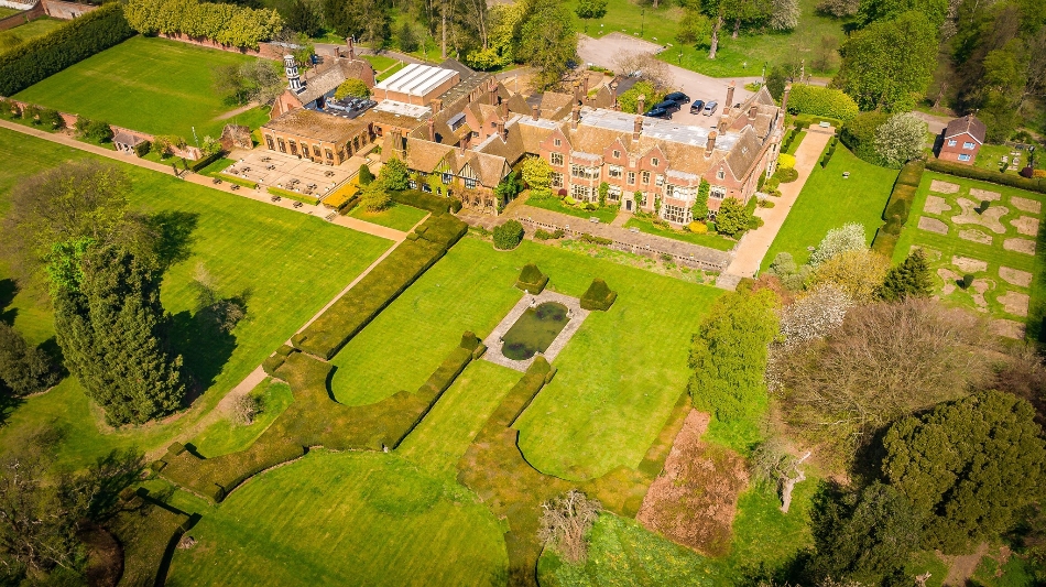 Gallery image 6: putteridge-bury