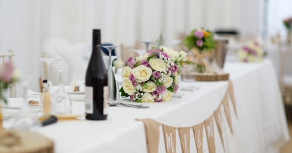 Image 4: Tewin Country Weddings