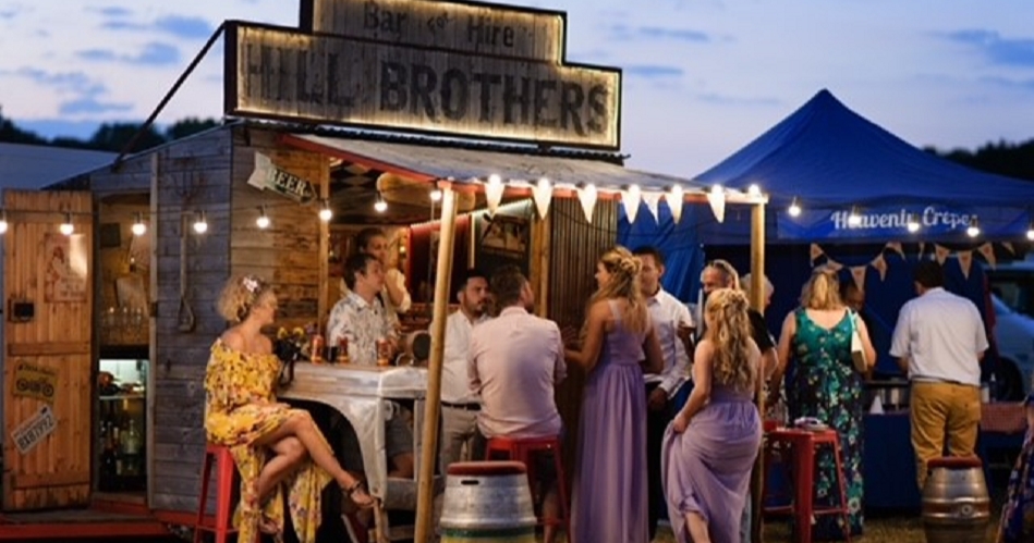 Image 5: Tewin Country Weddings