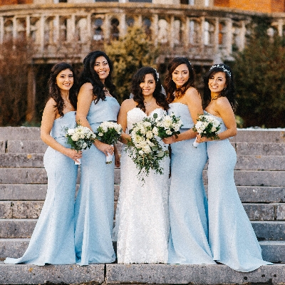 Jessy Papasavva Photography shares how to capture perfect shots for a winter wedding