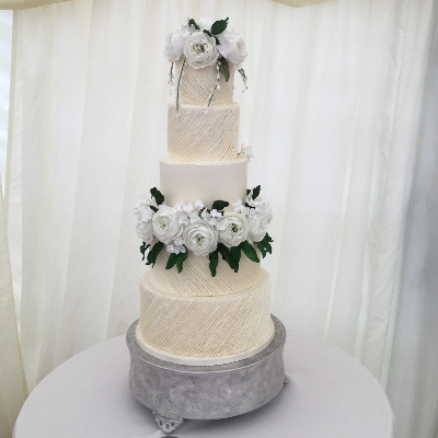Discover Amara Cake Boutique in Bedfordshire