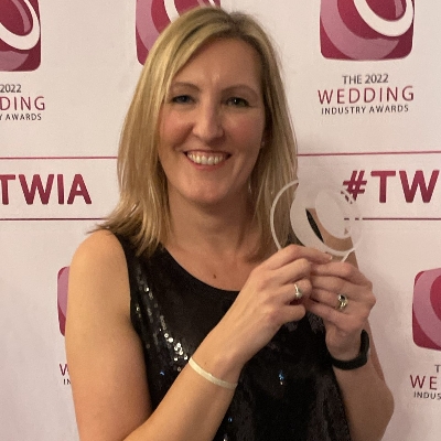 Local wedding celebrant wins a prestigious award