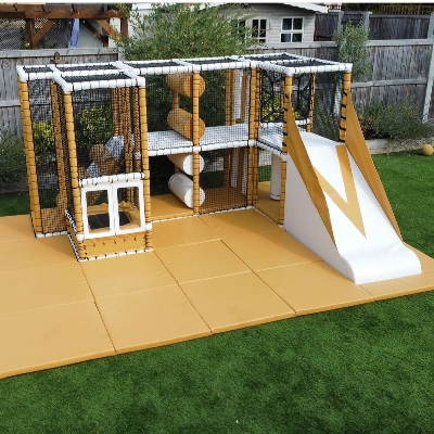 Keep kids entertained on the big day with Very Important Play
