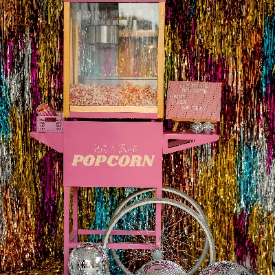 Dolly Dimples Weddings is now offering a popcorn cart for weddings