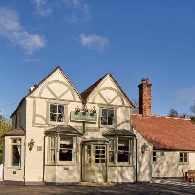 The Three Horseshoes joins Peach Pubs