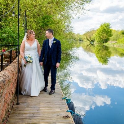 Real Weddings: Beautifully blue