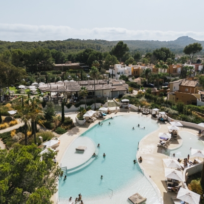 Honeymoons: A canvas of calm