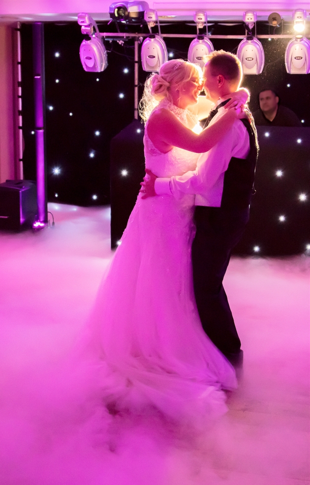 Discover the perfect entertainer for your wedding day: Image 1