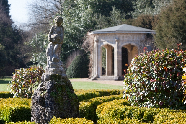 Shendish Manor Hotel's stunning gardens