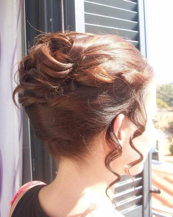Expert bridal hair styling 