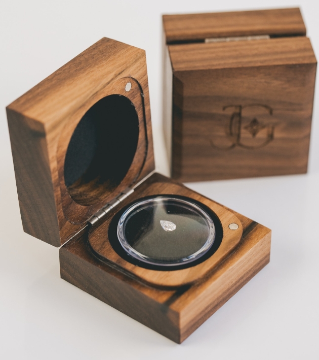 Jodie Gearing proposal box wedding ring