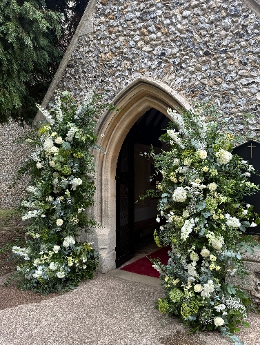 The Herts Flower Girl